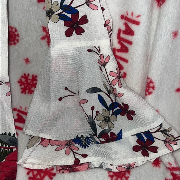 YOINS Red and White Floral Ruffled 3/4 Sleeve Maxi Dress - Picture 4 of 6